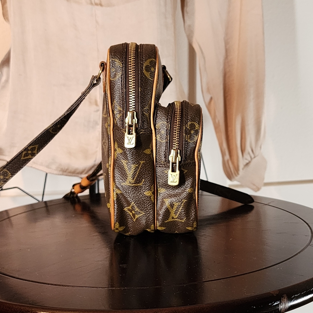 Louis Vuitton Amazone Brown Monogram Bag - Picture 4 of 17